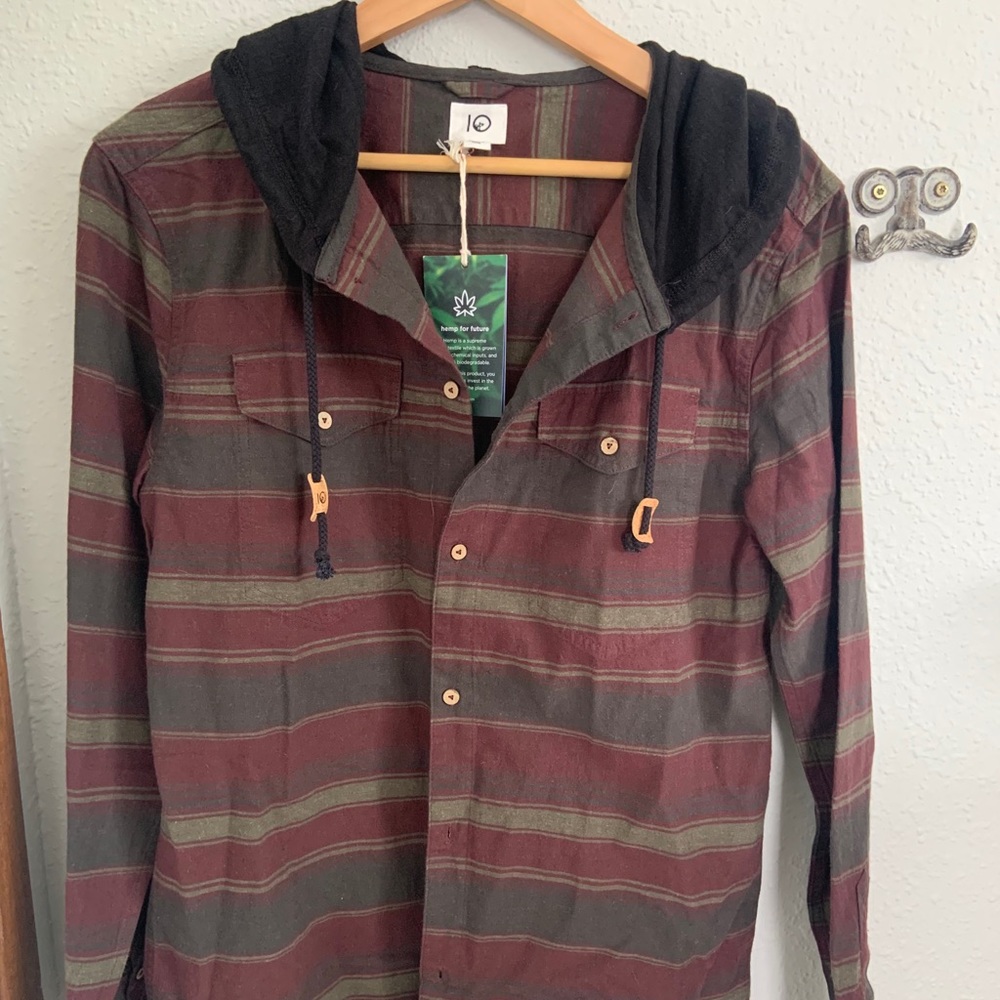 Tentree Fraser button up hoodie